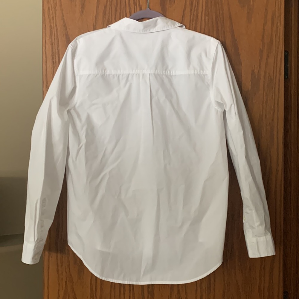 Nice oversized white button down- Universal Thread- size S - Picture 3 of 3